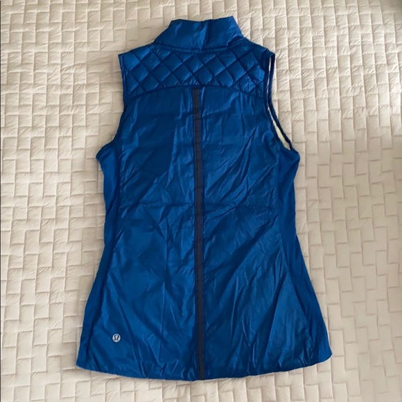 EUC Lululemon Run What the Fluff goose down vest - Picture 2 of 3